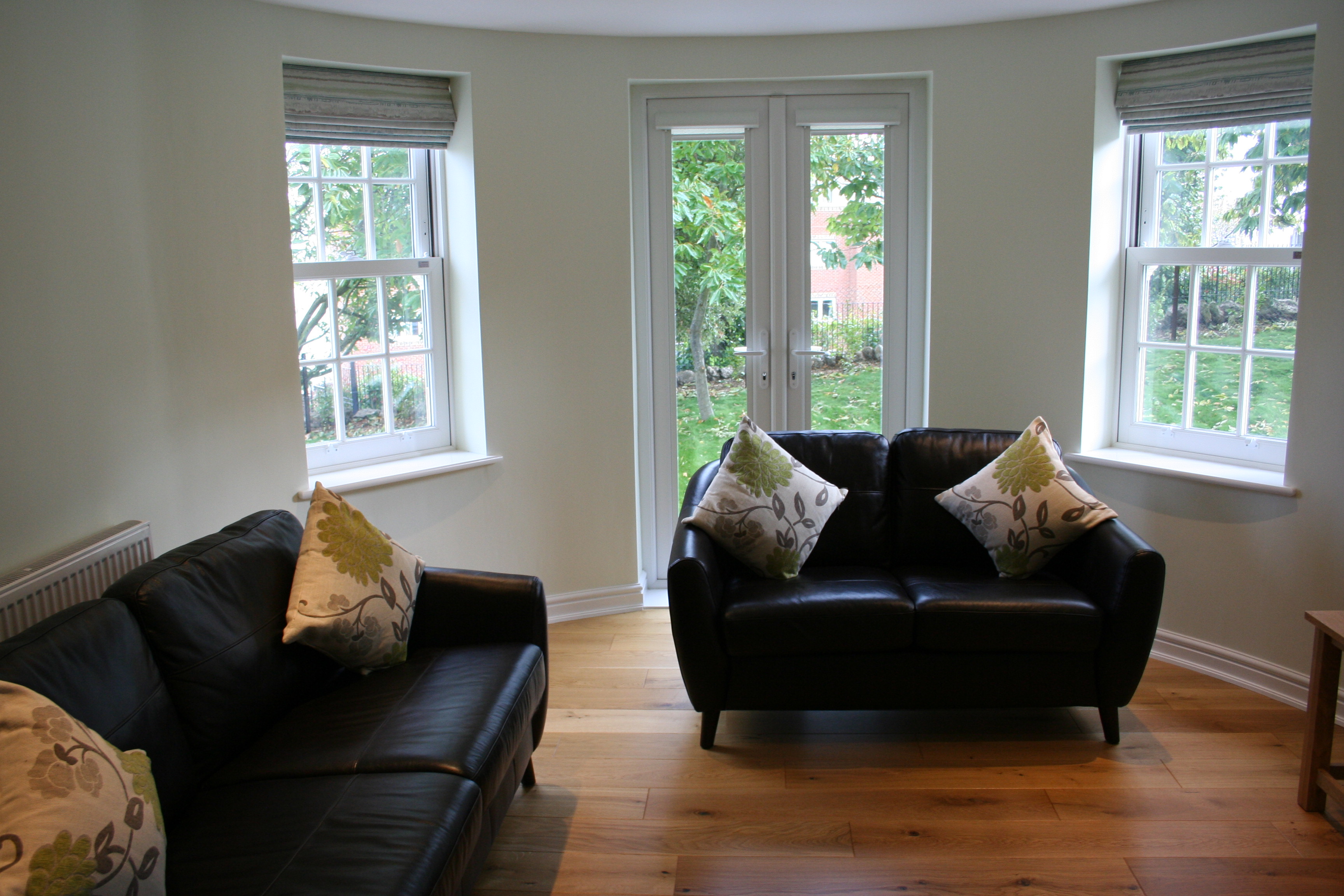 highlandapt2lounge4 Shanklin Holiday Homes