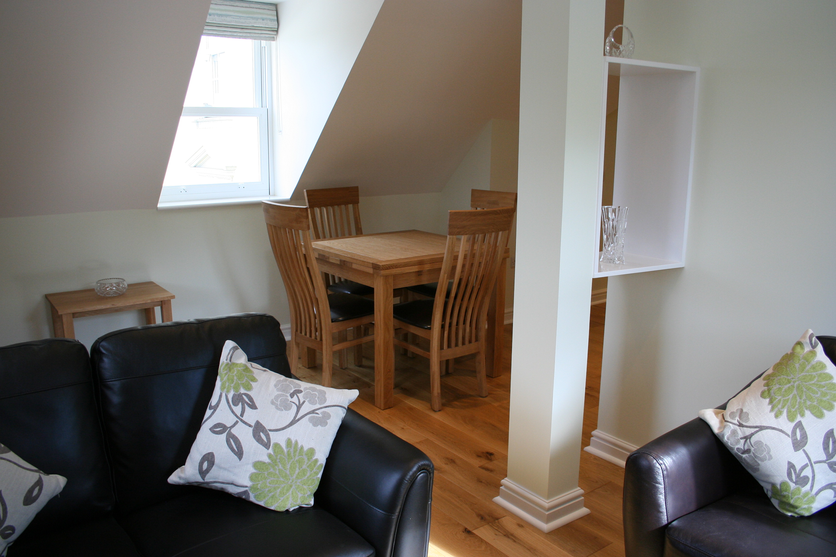 highlandaptlounge1 Shanklin Holiday Homes